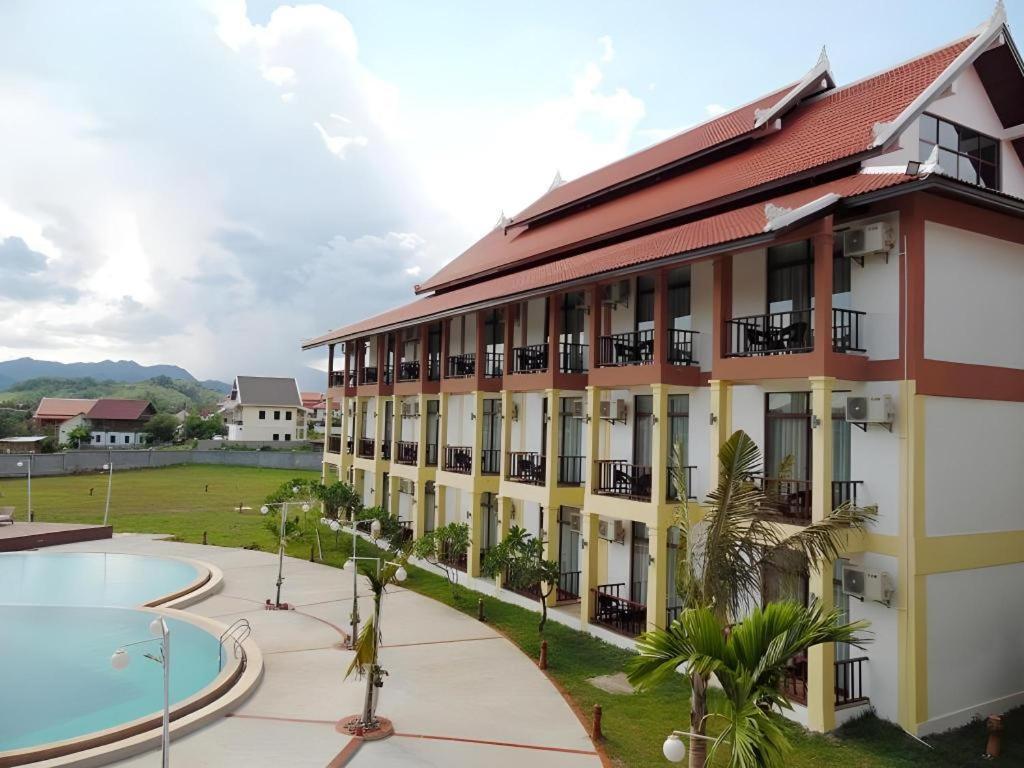 Xishuangbanna Hotel Managed By Xandria Hotel Luang Prabang Exterior foto