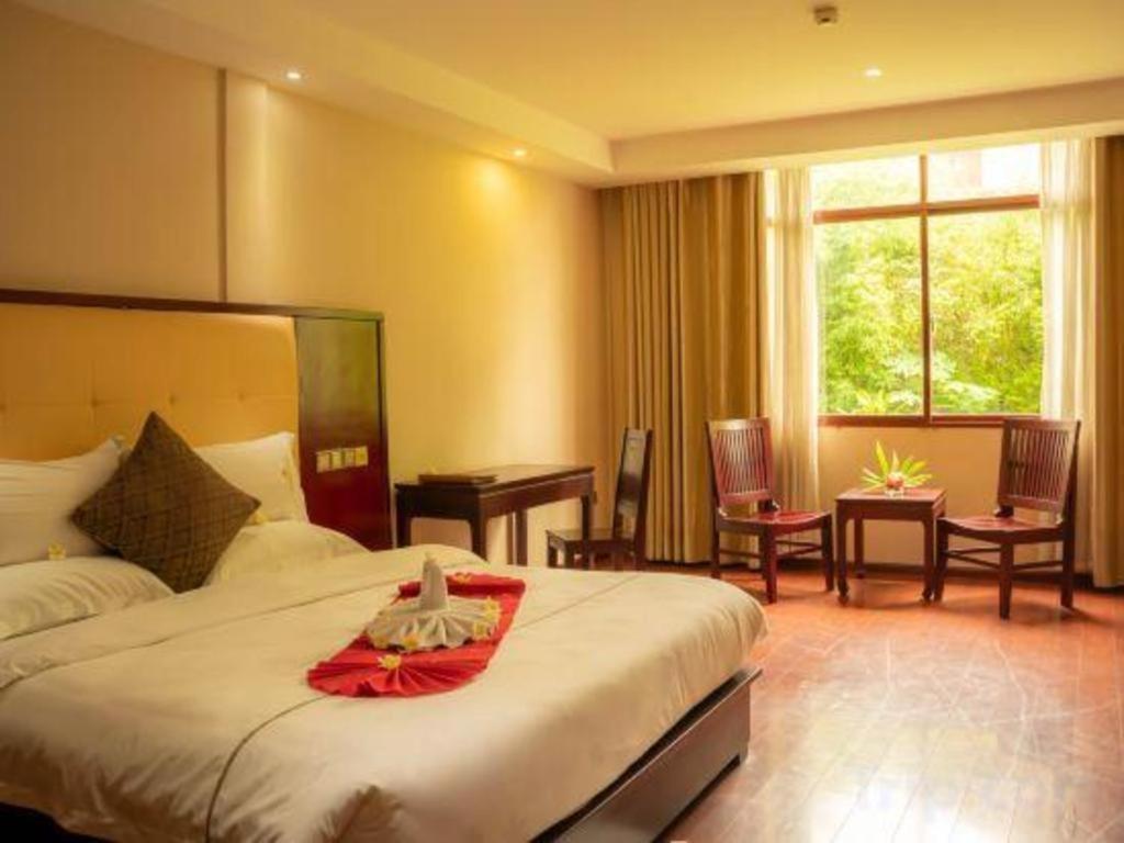 Xishuangbanna Hotel Managed By Xandria Hotel Luang Prabang Exterior foto